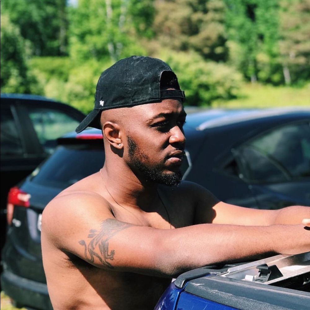 Meet your Posher, Bentley